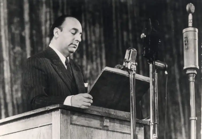 Pablo Neruda en la URSS