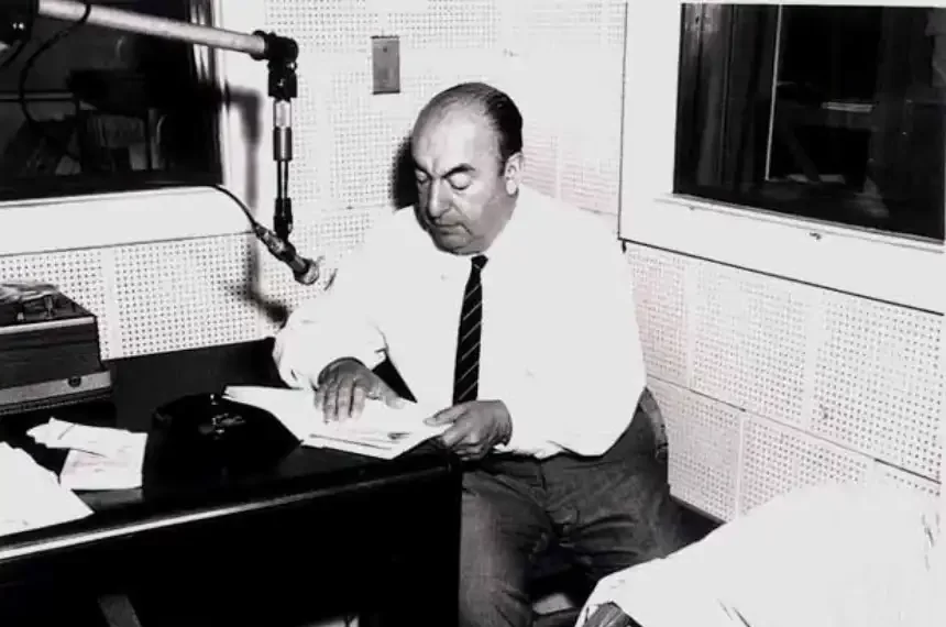 Pablo Neruda: Poeta de la Pasión y la Revolución